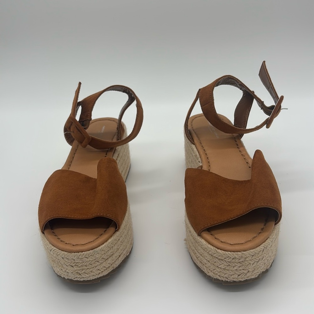 Womens American Eagle Sandals‎ Size 8